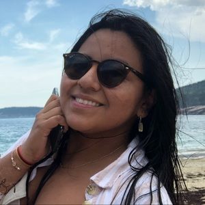 Meet your Posher, Isabel